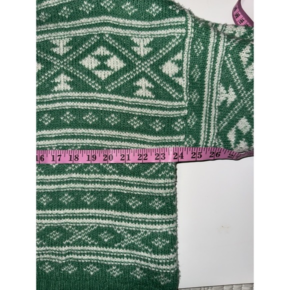 American Eagle Green Fair Isle Sweater Crewneck Snowdrift Warm Cozy Large St Pat - Picture 7 of 15